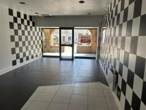 Commerce Location 57000 METZ