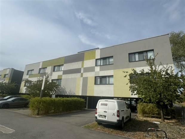 Bureau Location 57070 METZ