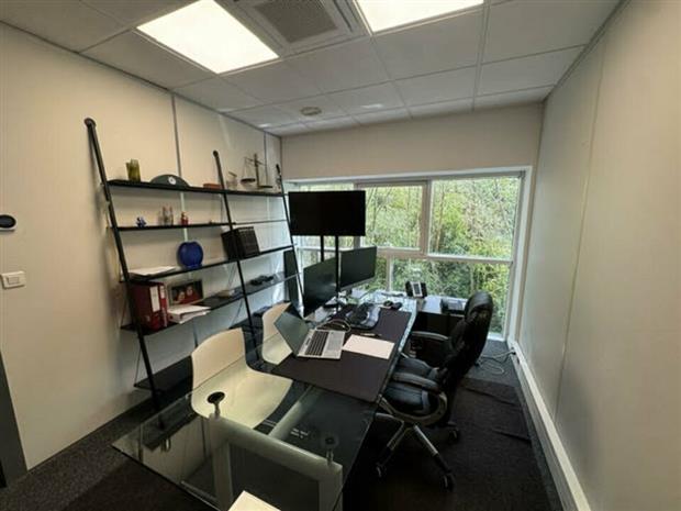 Bureau Location 57070 METZ
