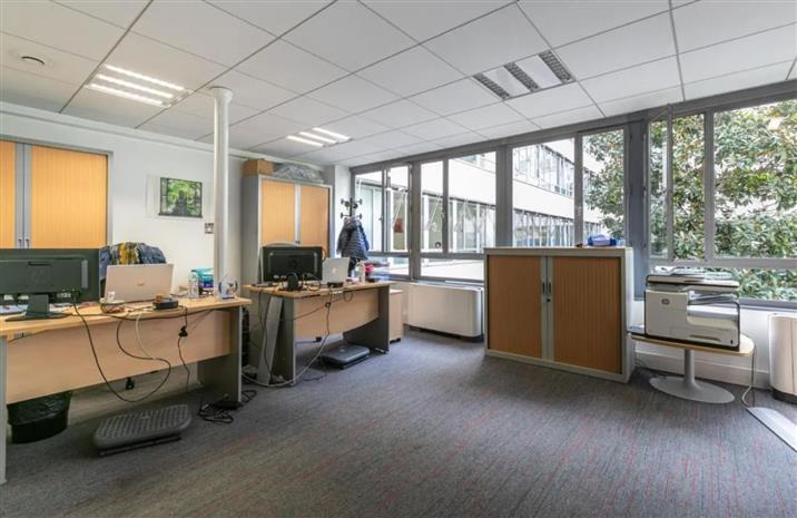Bureau Location 92200 NEUILLY SUR SEINE