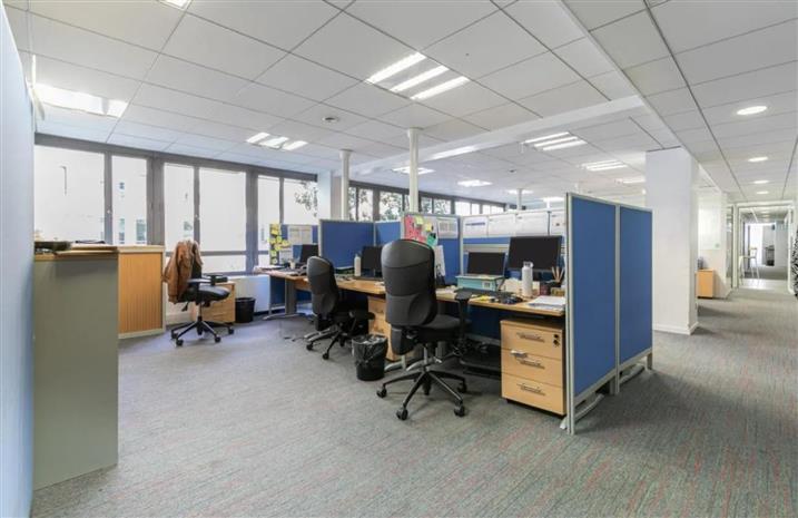 Bureau Location 92200 NEUILLY SUR SEINE