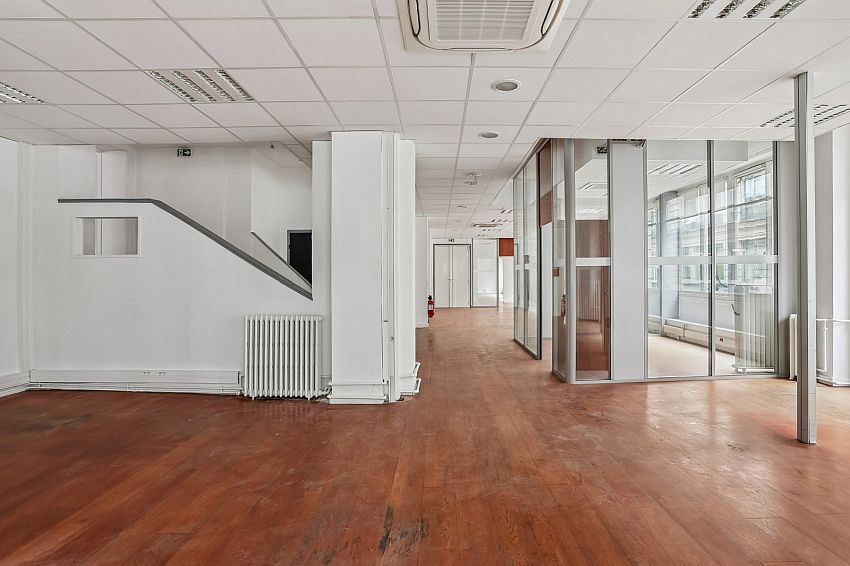 Bureau Location 75010 PARIS