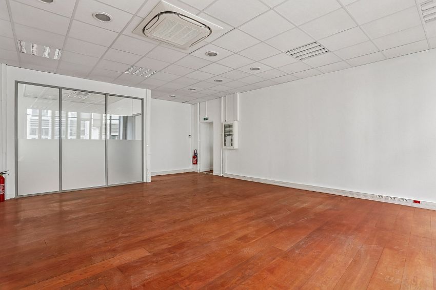 Bureau Location 75010 PARIS