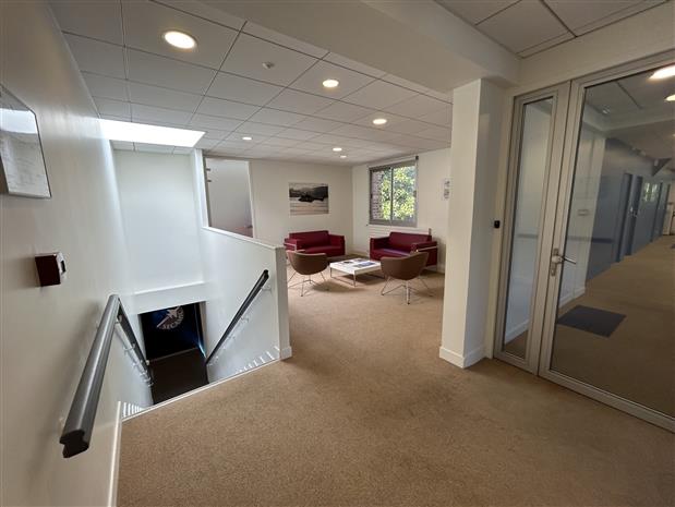 Local d'activités Vente 78530 BUC