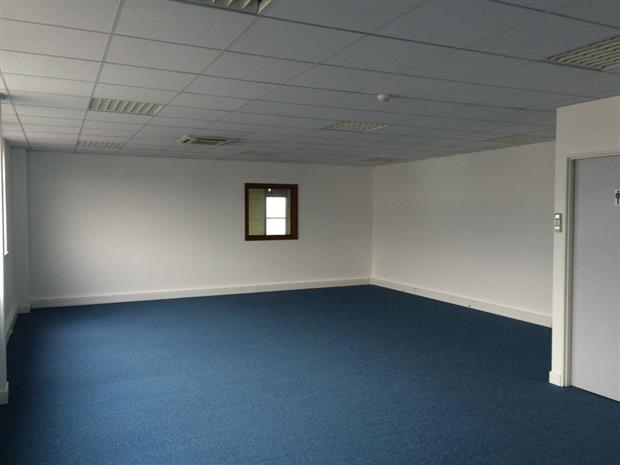 Local d'activités Location 92230 GENNEVILLIERS