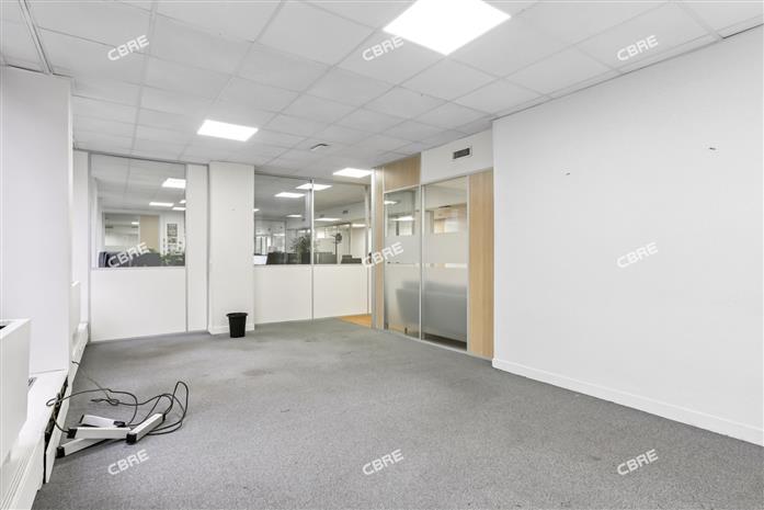Bureau Location 92210 ST CLOUD 1-436 RUE ROYALE