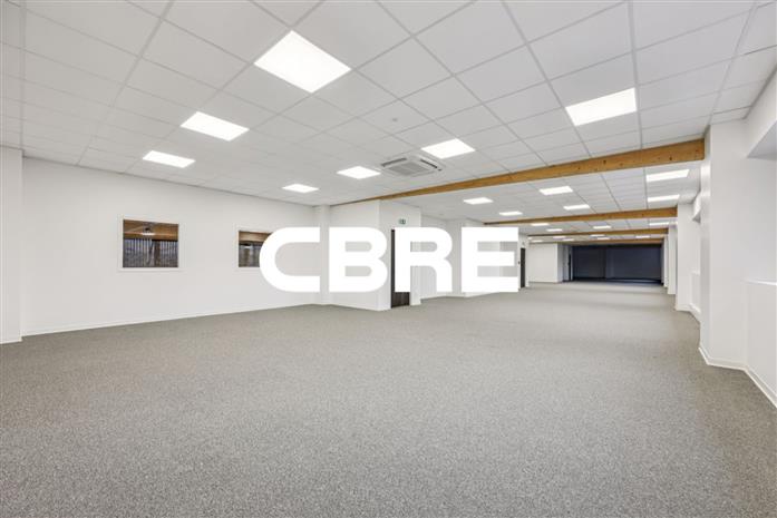 Local d'activités Location 77185 LOGNES