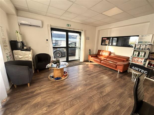 Local d'activités Location 31830 PLAISANCE DU TOUCH