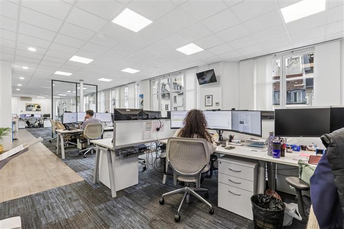 Bureau Location 75003 PARIS 82 RUE BEAUBOURG