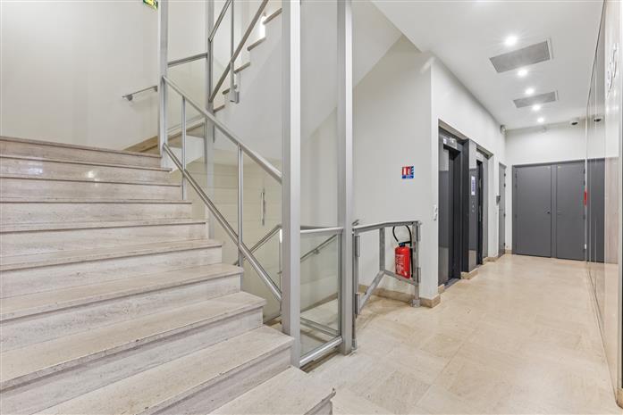 Bureau Location 75003 PARIS 82 RUE BEAUBOURG