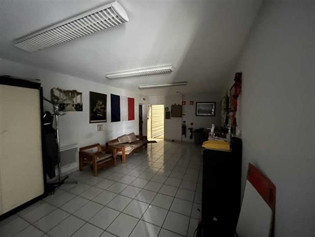 Local d'activités Vente 16400 PUYMOYEN
