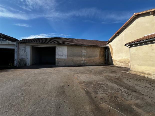 Local d'activités Location 16100 CHATEAUBERNARD