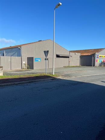 Commerce Location 17120 COZES