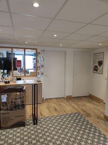 Commerce Location 17000 LA ROCHELLE