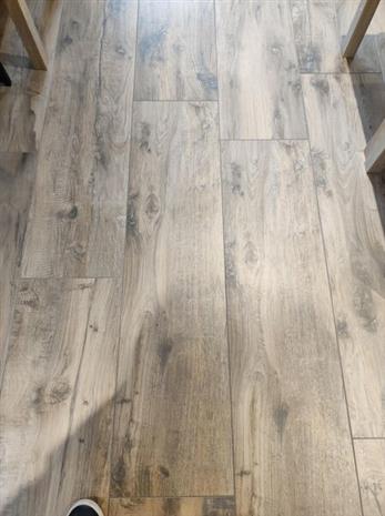 Commerce Location 17000 LA ROCHELLE