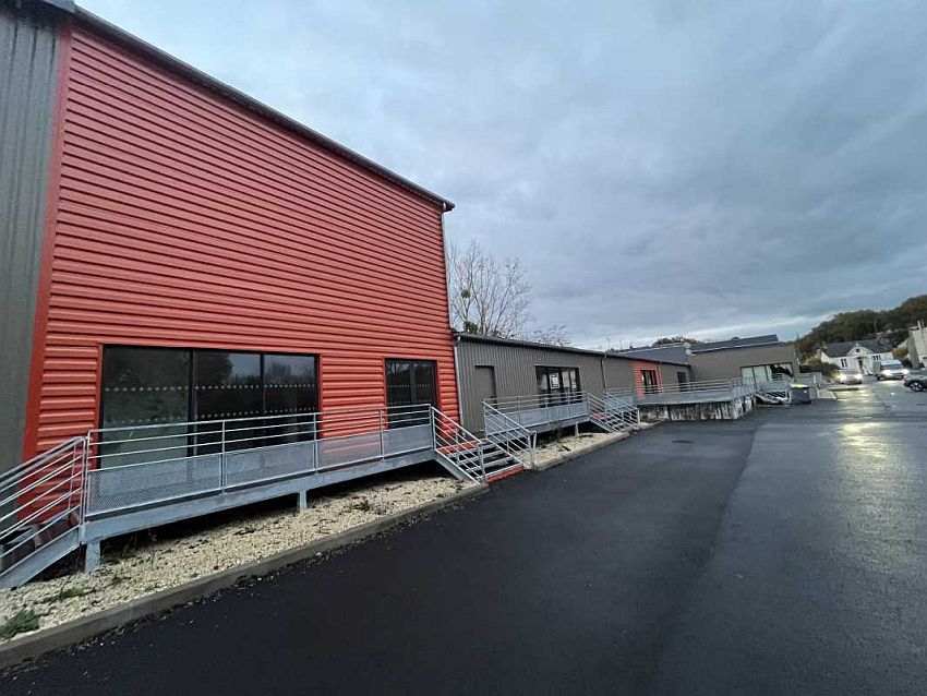 Commerce Location 36300 LE BLANC
