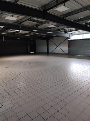 Commerce Location 79000 BESSINES