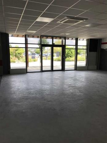 Commerce Vente/Location 79000 BESSINES