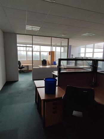 Bureau Vente 79180 CHAURAY