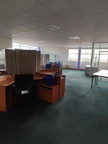 Bureau Vente 79180 CHAURAY