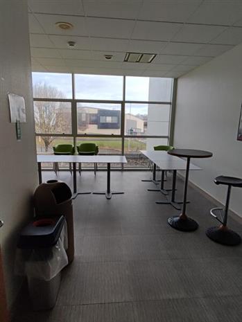 Bureau Vente 79180 CHAURAY