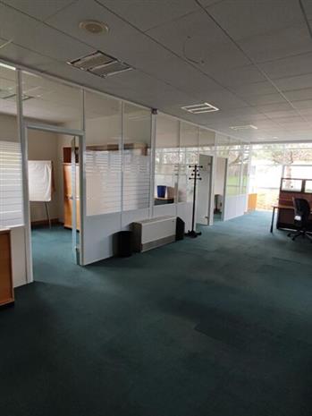 Bureau Vente 79180 CHAURAY