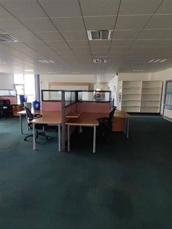 Bureau Vente 79180 CHAURAY