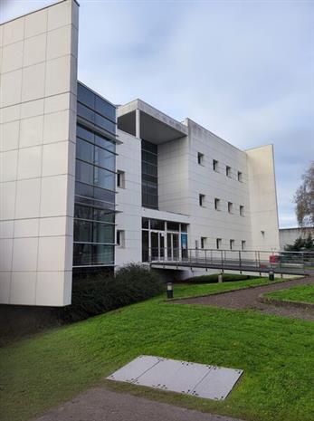 Bureau Vente 79180 CHAURAY