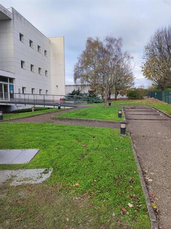 Bureau Vente 79180 CHAURAY