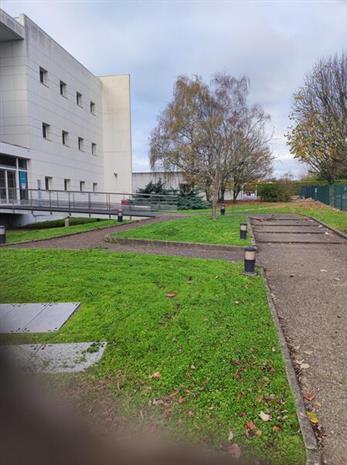 Bureau Vente 79180 CHAURAY