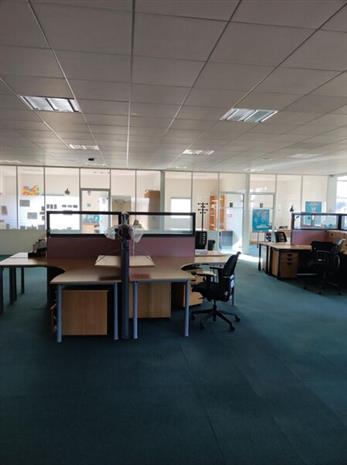 Bureau Vente 79180 CHAURAY