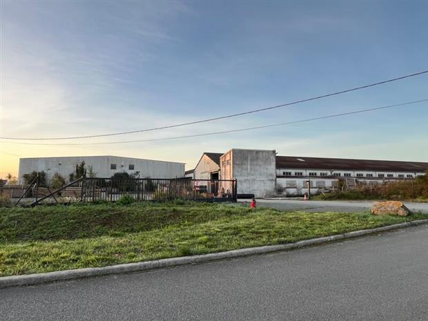 Local d'activités Vente/Location 79210 PRIN DEYRANCON