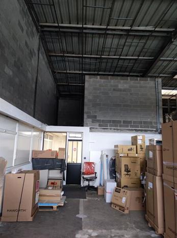 Local d'activités Location 79000 BESSINES