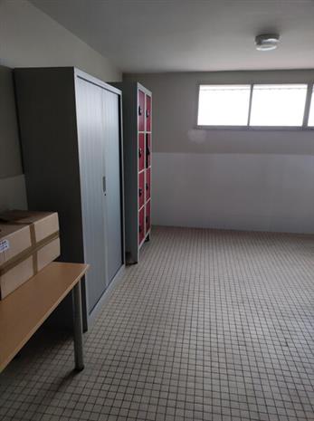 Local d'activités Location 79000 BESSINES