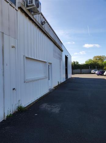 Local d'activités Location 79000 NIORT