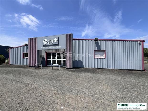 Local d'activités Vente 79400 AZAY LE BRULE