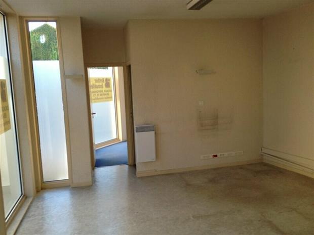 Commerce Location 86000 POITIERS
