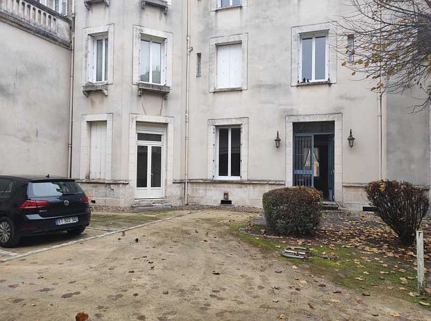 Bureau Location 86000 POITIERS  RUE THÉOPHRASTE RENAUDOT