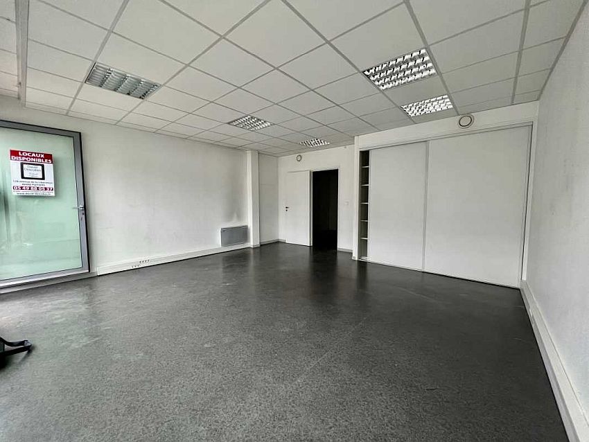 Bureau Location 86000 POITIERS  AVENUE DU 8 MAI 1945