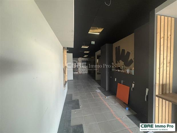 Commerce Location 86000 POITIERS