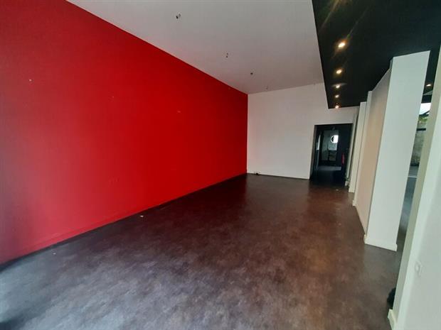 Commerce Location 86000 POITIERS