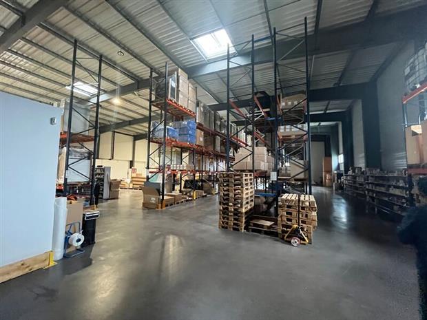 Local d'activités Vente/Location 86130 DISSAY