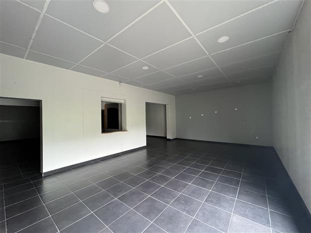 Commerce Location 86440 MIGNE AUXANCES