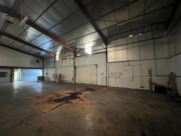 Local d'activités Vente 86170 NEUVILLE DE POITOU