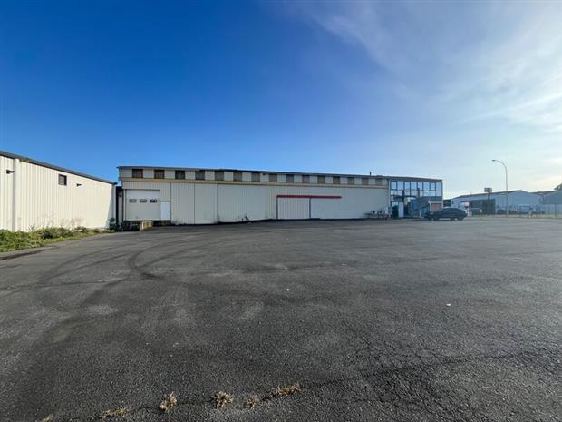 Local d'activités Vente 86170 NEUVILLE DE POITOU
