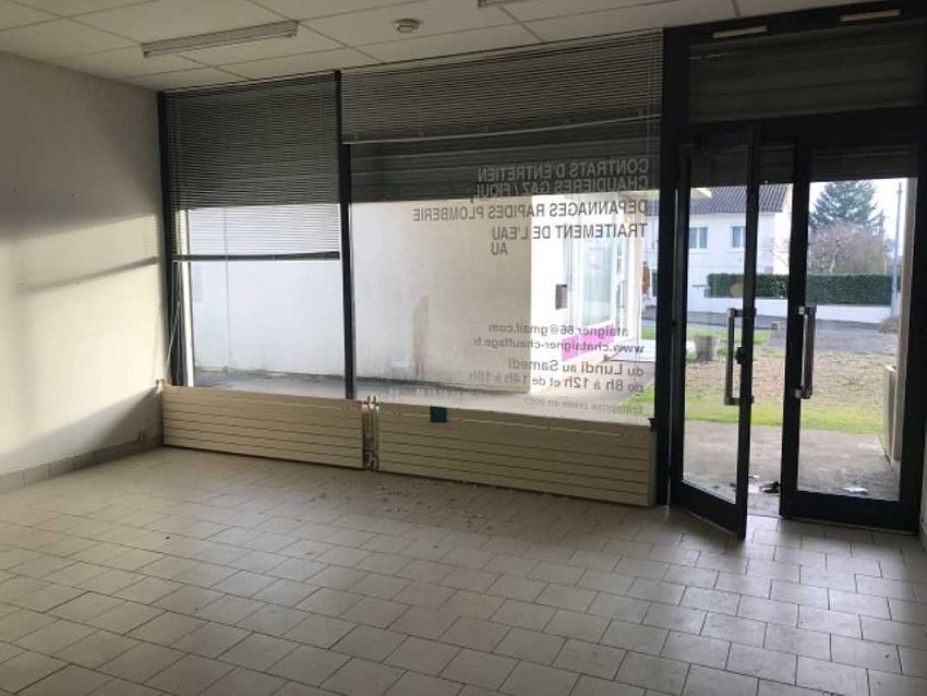 Bureau Location 86280 SAINT BENOIT