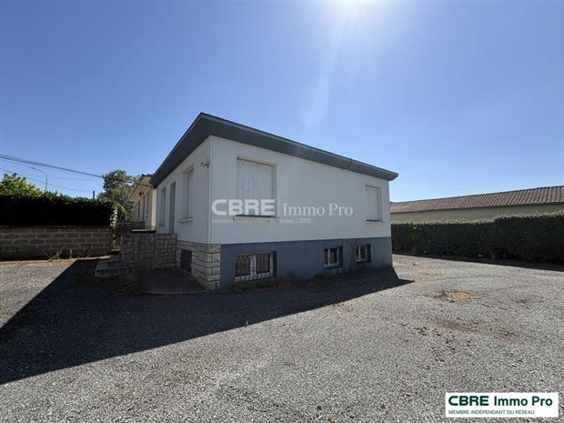 Bureau Location 86280 SAINT BENOIT