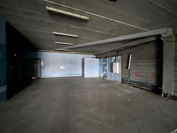 Commerce Location 86000 POITIERS