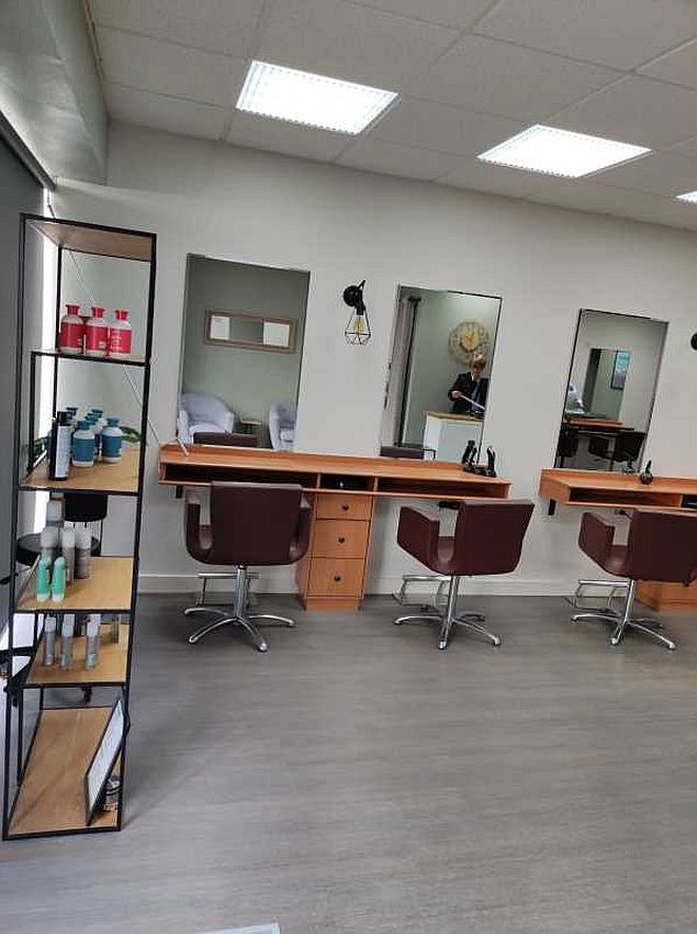 Commerce Vente 86360 CHASSENEUIL DU POITOU