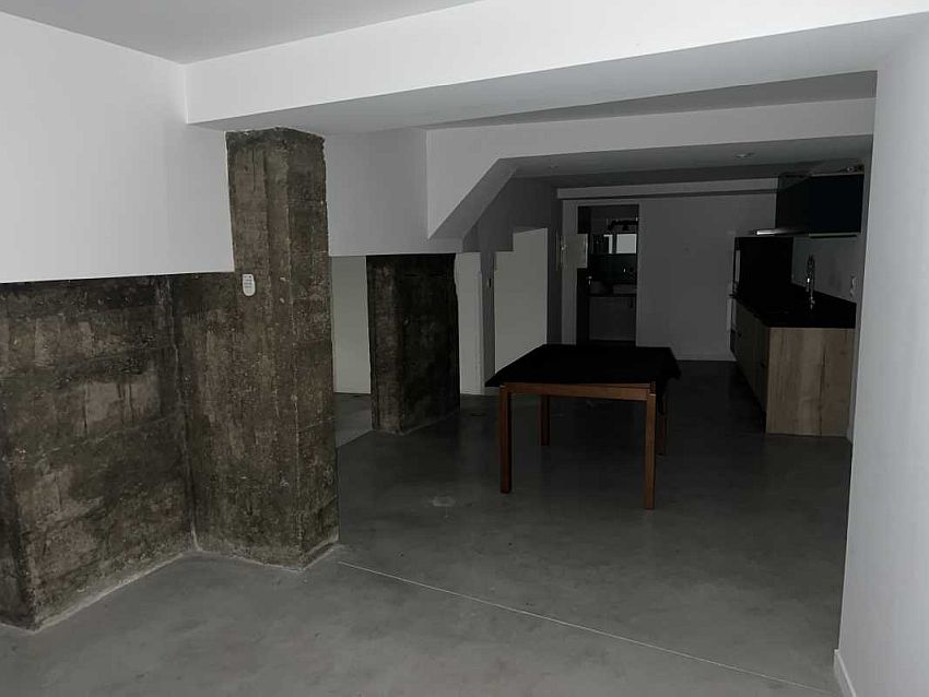 Commerce Location 86000 POITIERS